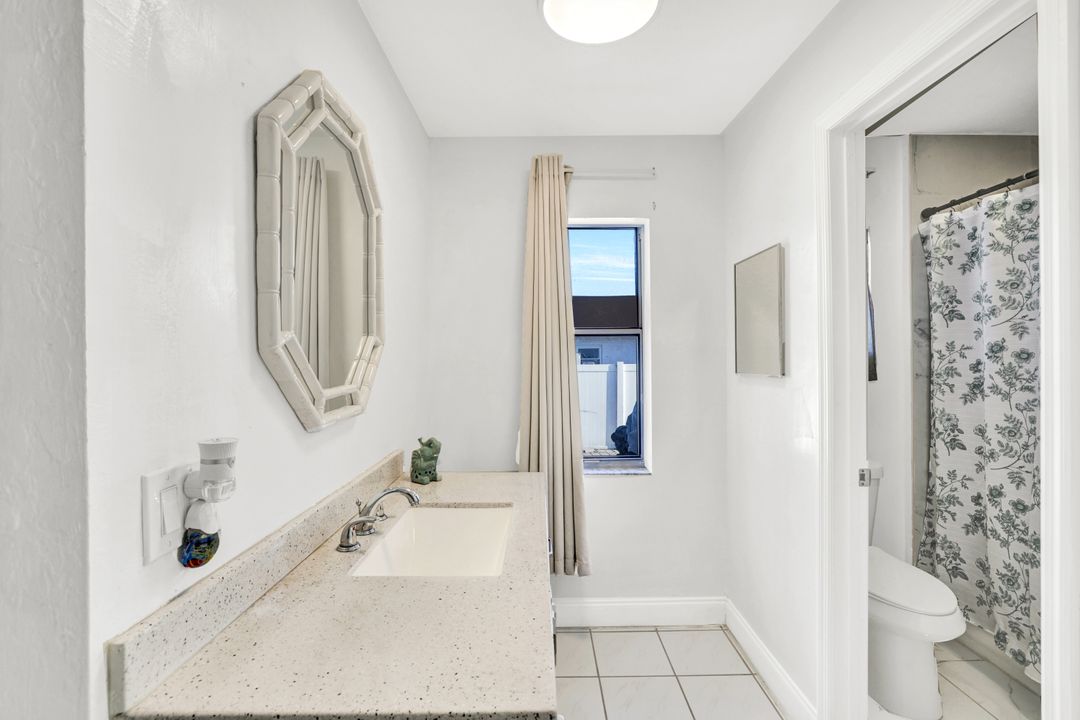 2540 47th Terrace SW, Naples, FL 34116