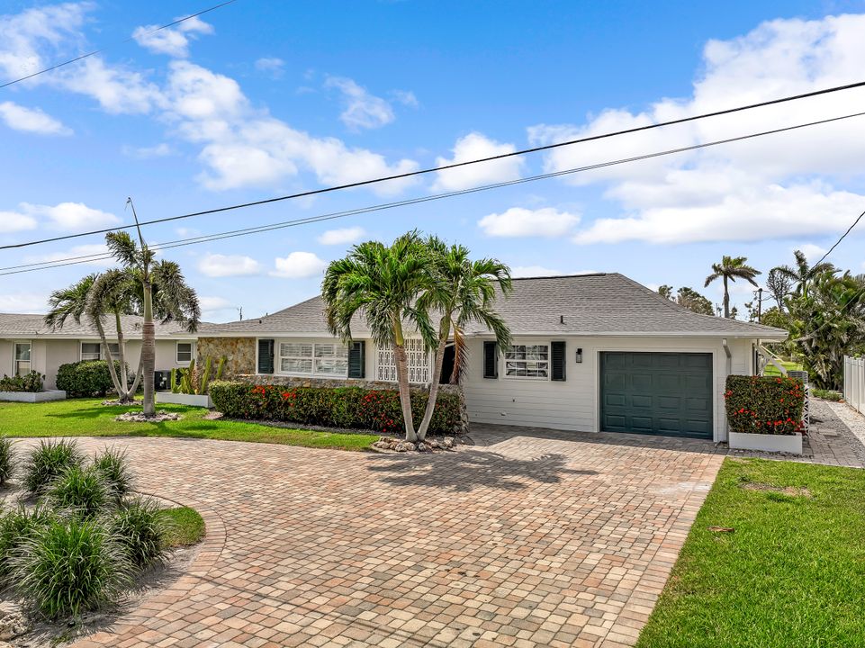 5326 Colonade Ct, Cape Coral, FL 33904