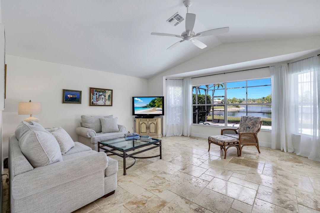 210 Belville Blvd, Naples, FL 34104