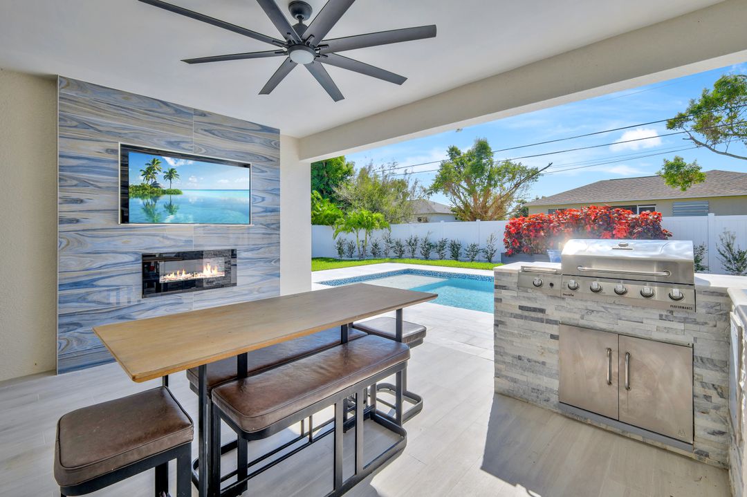 1918 SW 30th St, Cape Coral, FL 33914