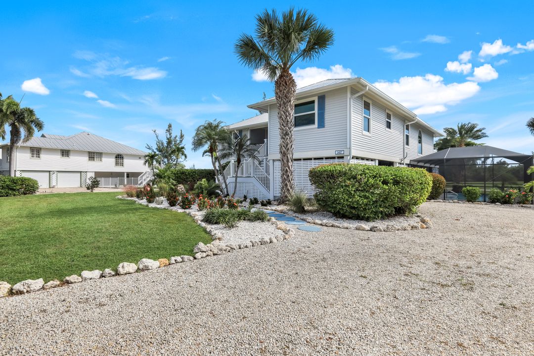 1417 Causey Ct, Sanibel, FL 33957