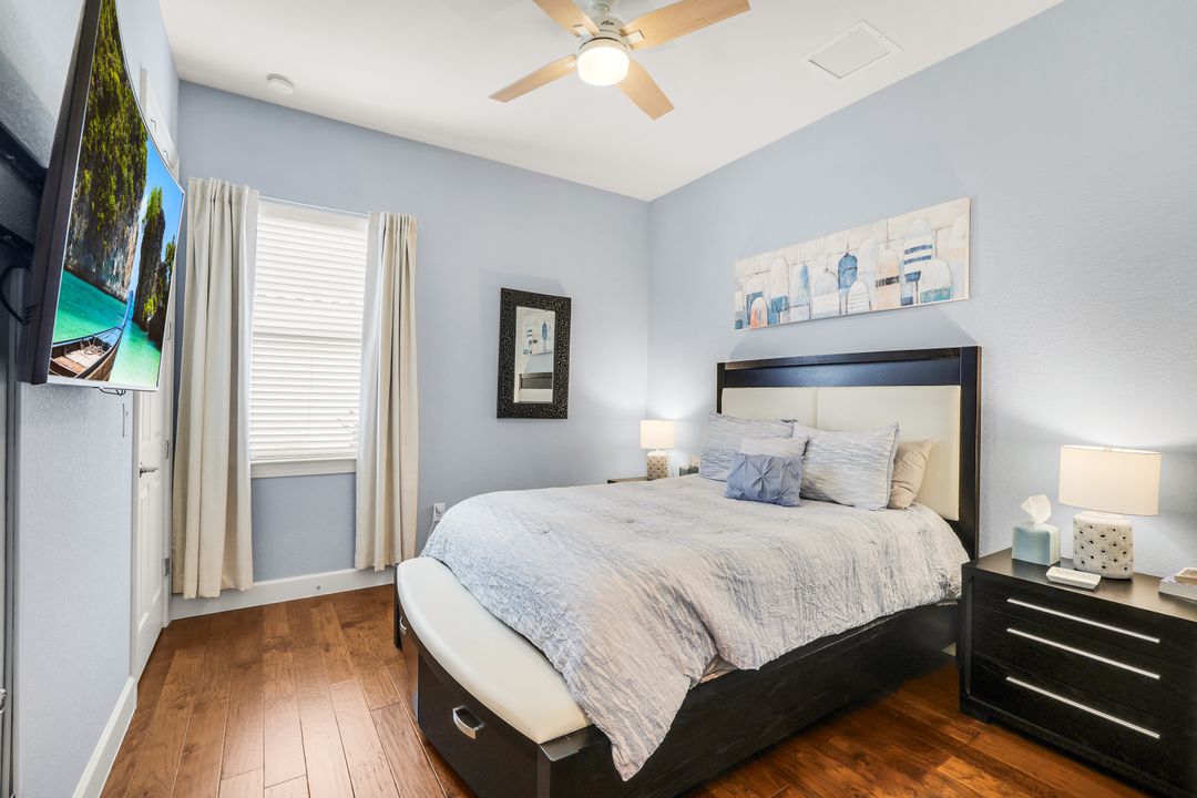 9383 Copper Rock Ct, Naples, FL 34120