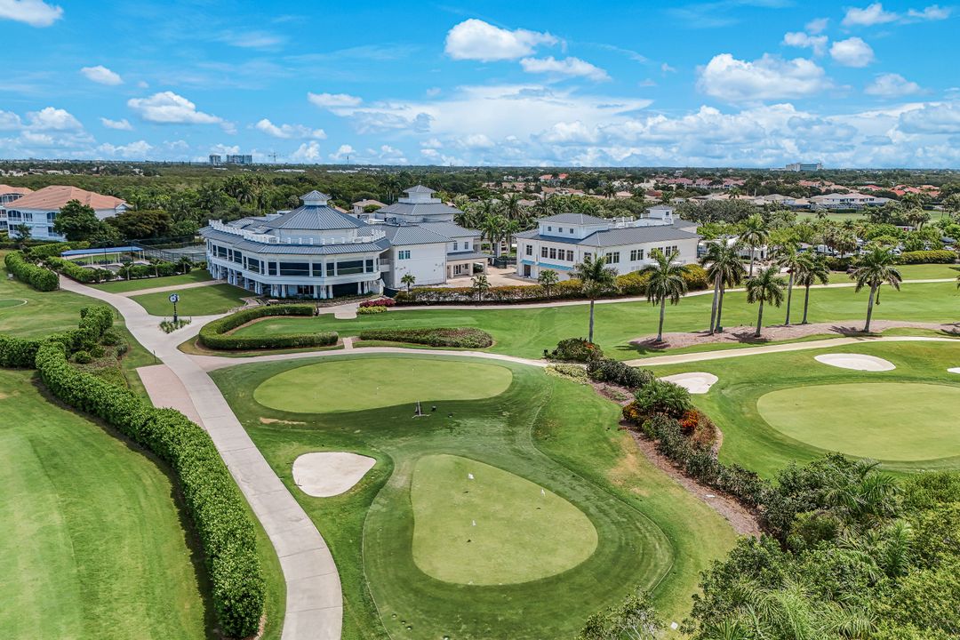 4700 Yacht Harbor Dr #611, Naples, FL 34112