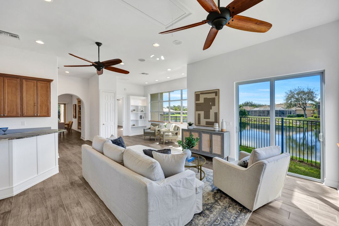 14479 Jekyll Island Ct, Naples, FL 34119