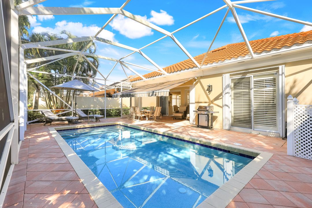 5296 Hawkesbury Way, Naples, FL 34119