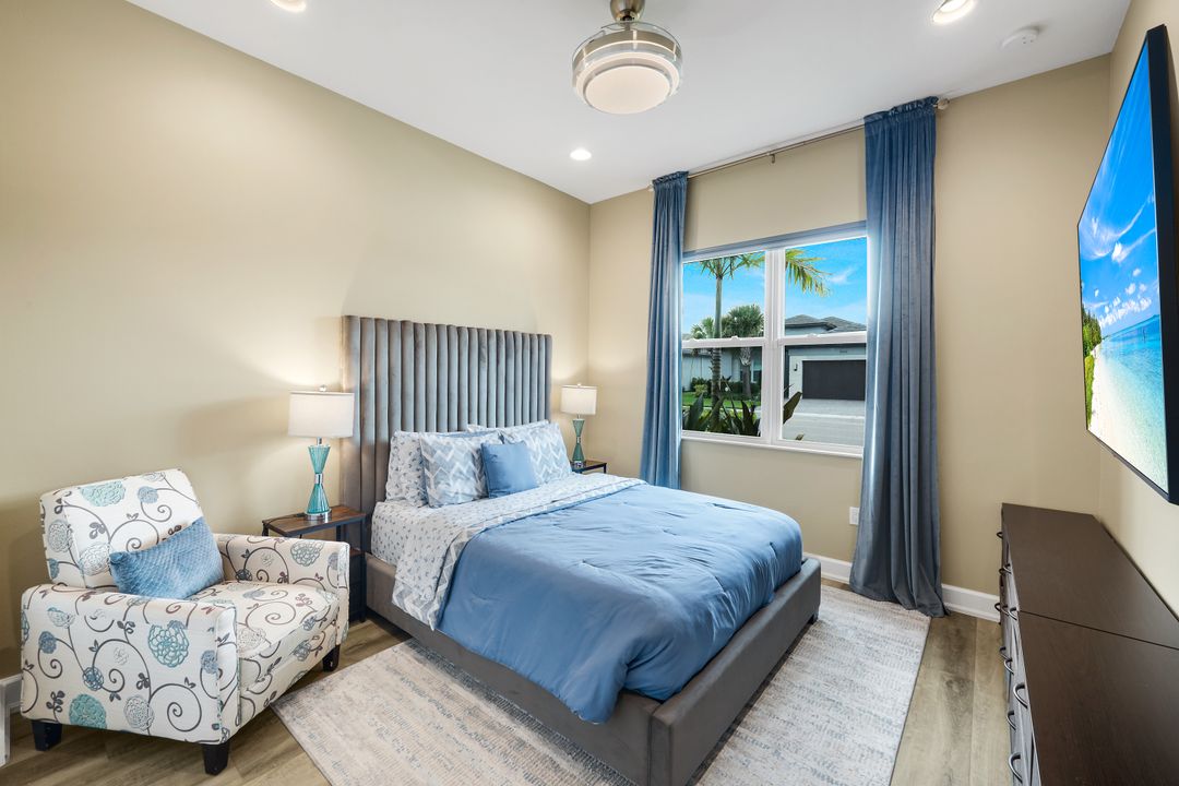 12446 Dahlia Ct, Naples, FL 34120