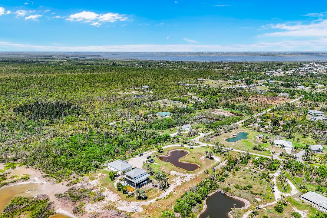 5257 Western Dr, Saint James City, FL 33956