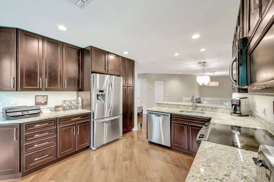 27105 Oakwood Lake Dr, Bonita Springs, FL 34134