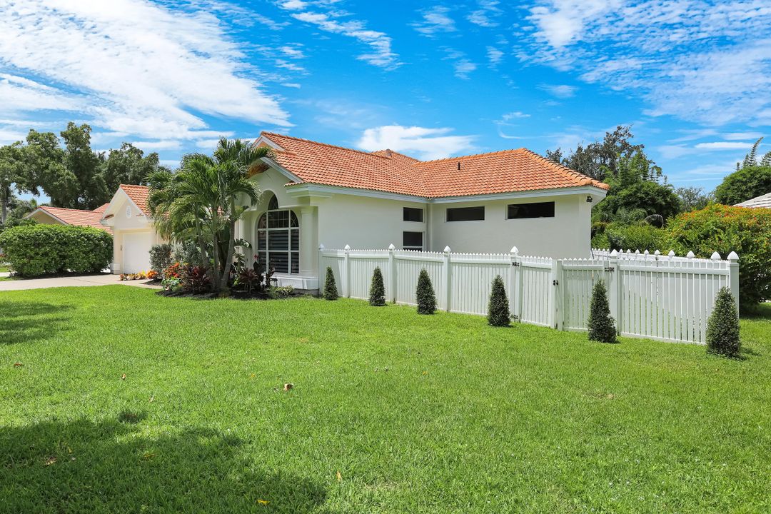 11460 Persimmon Ct, Fort Myers, FL 33913