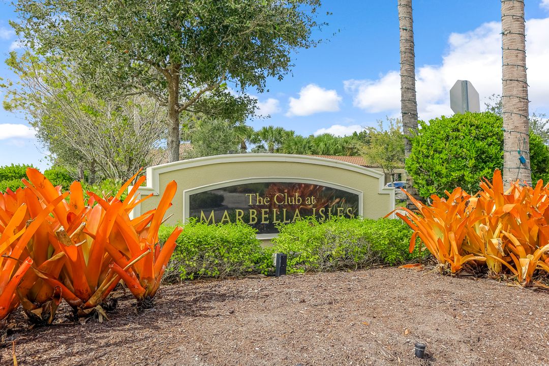 13644 Mandarin Cir, Naples, FL 34109