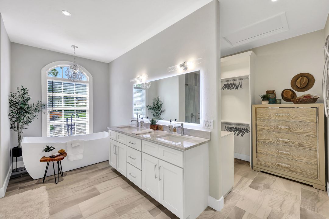 13791 Tonbridge Ct, Bonita Springs, FL 34135