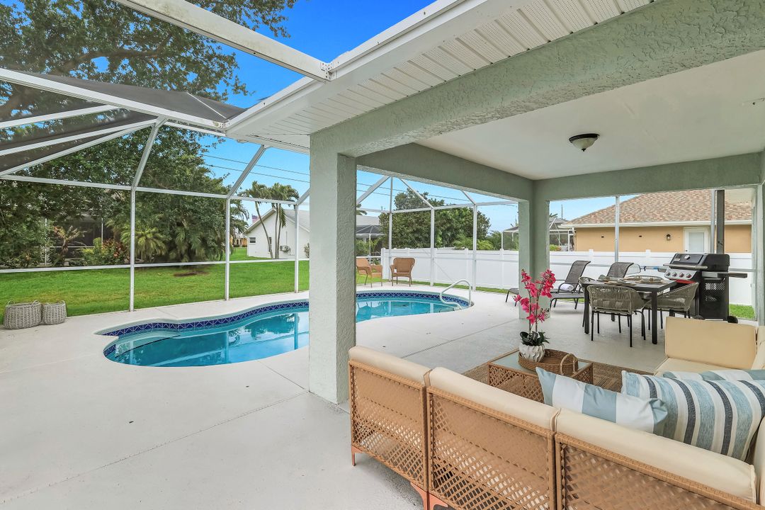 3322 Oasis Blvd, Cape Coral, FL 33914