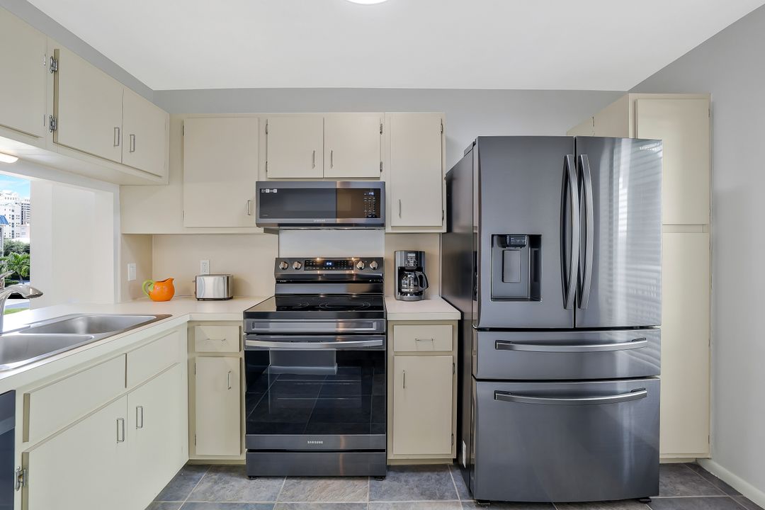 1041 Swallow Ave #301, Marco Island, FL 34145