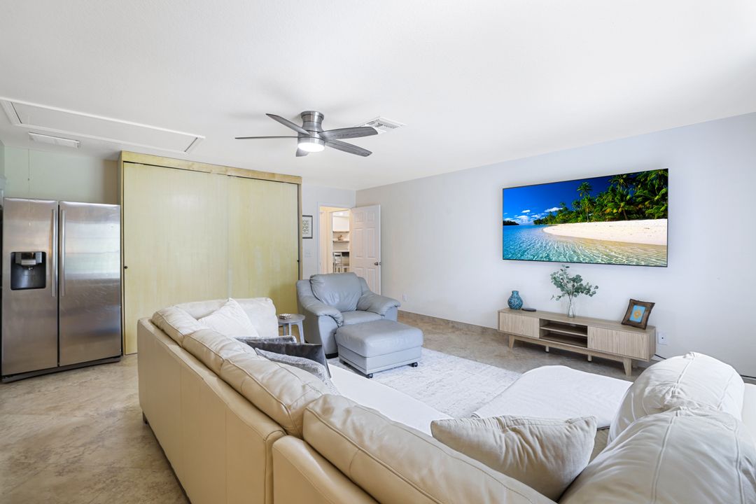 4710 1st Ave NW, Naples, FL 34119