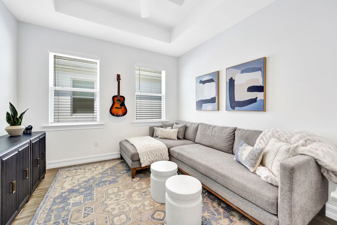 16517 Seagate Pl, Bonita Springs, FL 34135