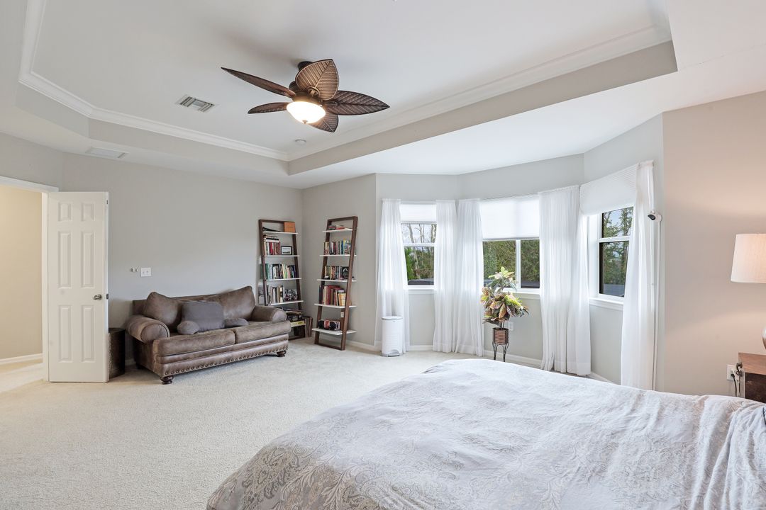 8598 Sumner Ave, Fort Myers, FL 33908