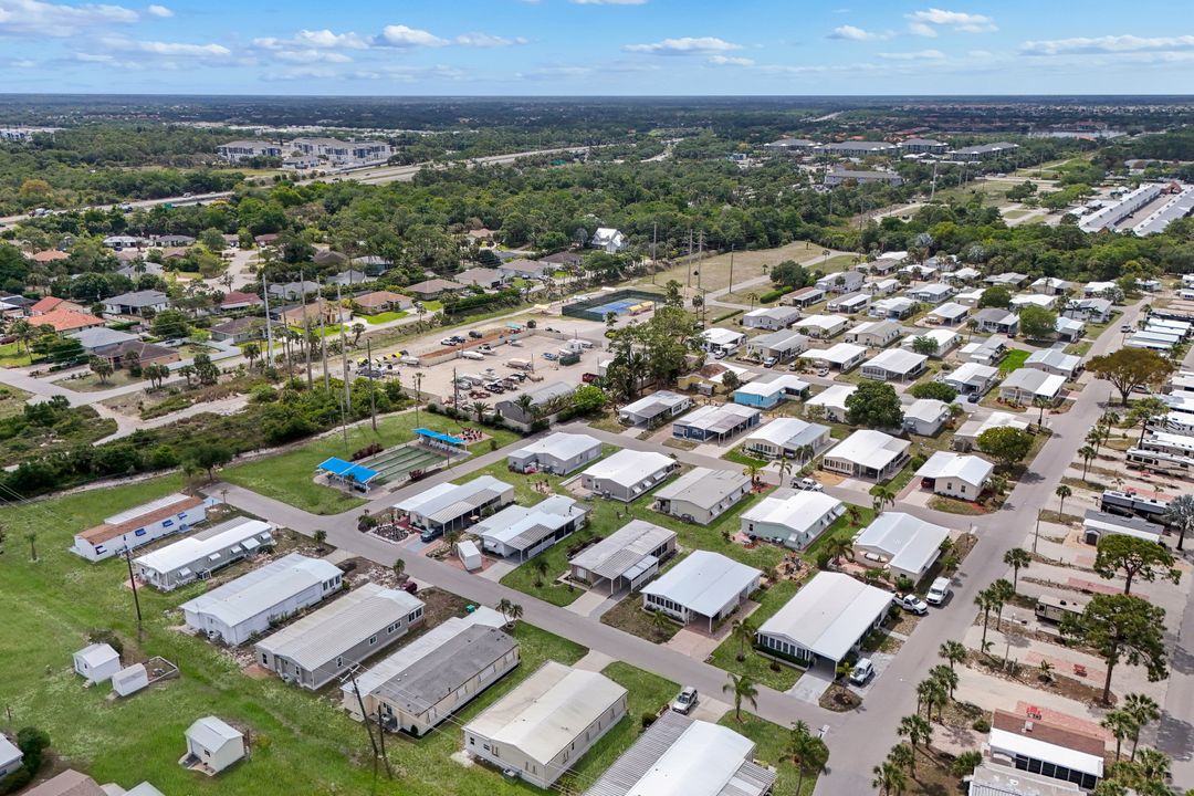 27365 Joann Dr, Bonita Springs, FL 34135