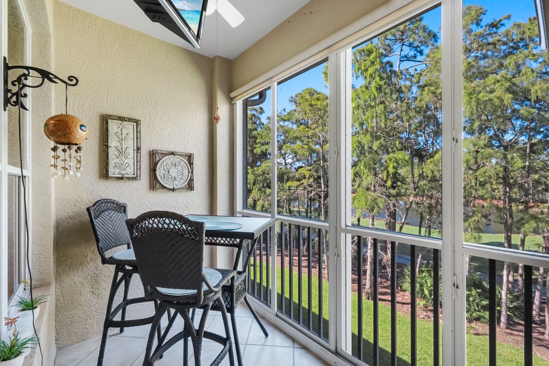 8265 Danbury Blvd #203, Naples, FL 34120