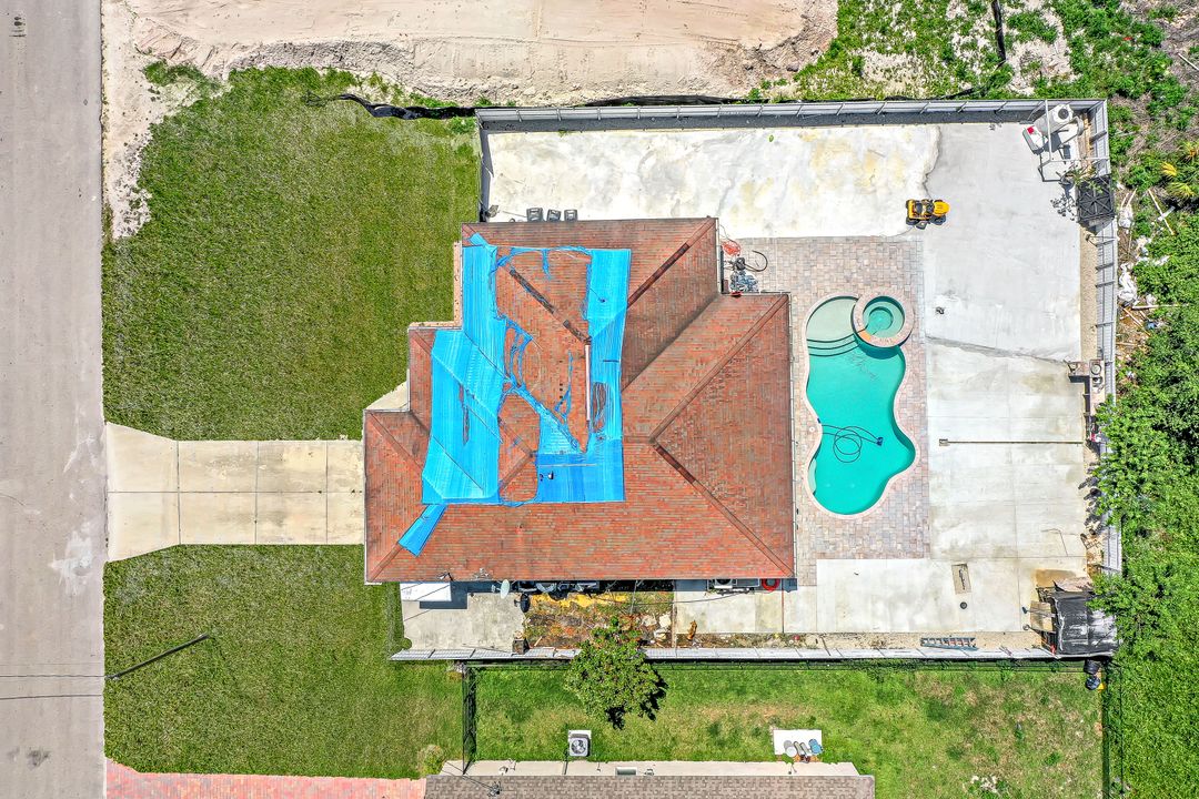 2906 15th St SW, Lehigh Acres, FL 33976