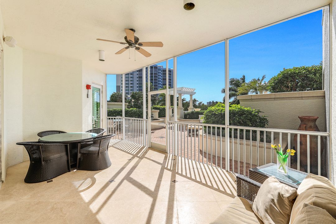 265 Indies Way #302, Naples, FL 34110
