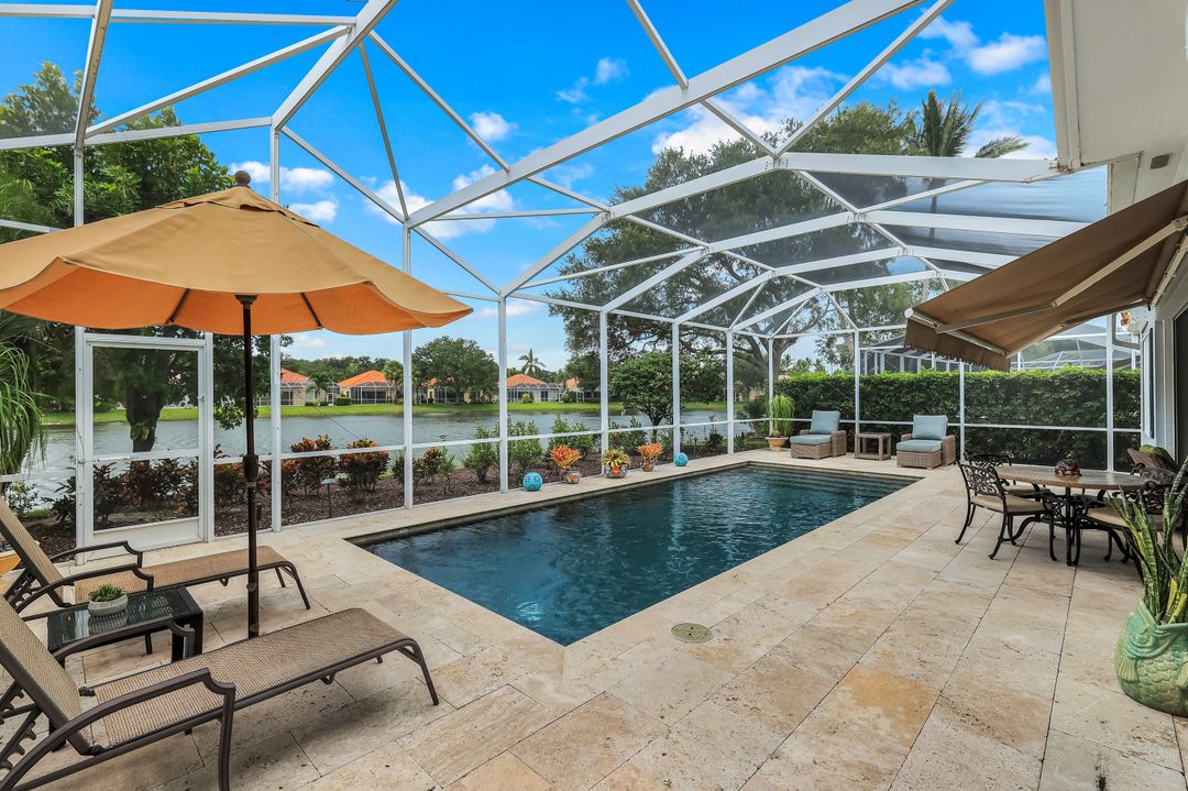 2896 Hatteras Way, Naples, FL 34119