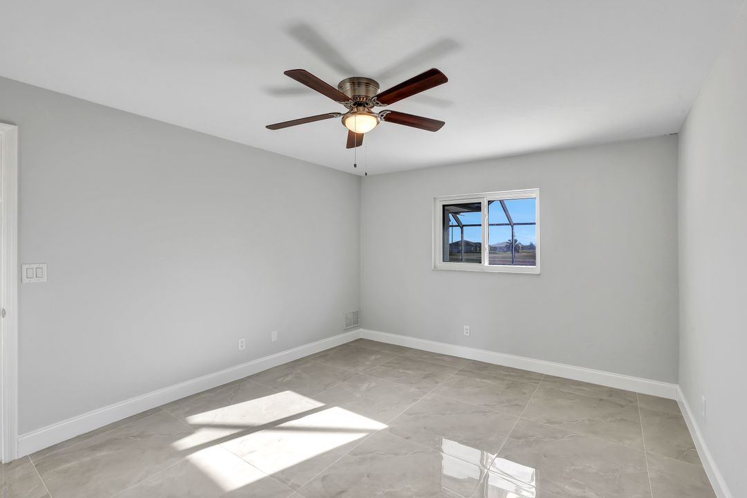 1509 NW 33rd Pl, Cape Coral, FL 33993