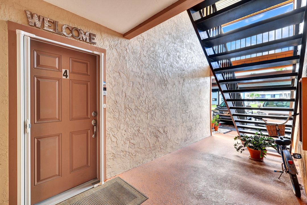 17421 Birchwood Ln #4, Fort Myers, FL 33908