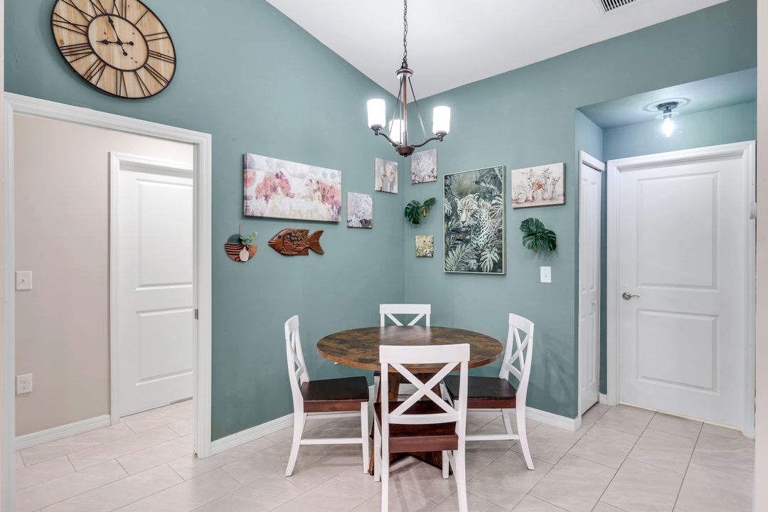 2013 NW Juanita Pl, Cape Coral, FL 33993