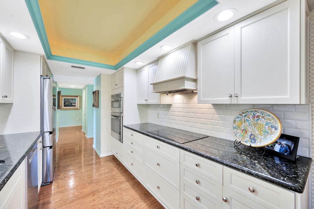 5954 Pelican Bay Blvd #235, Naples, FL 34108