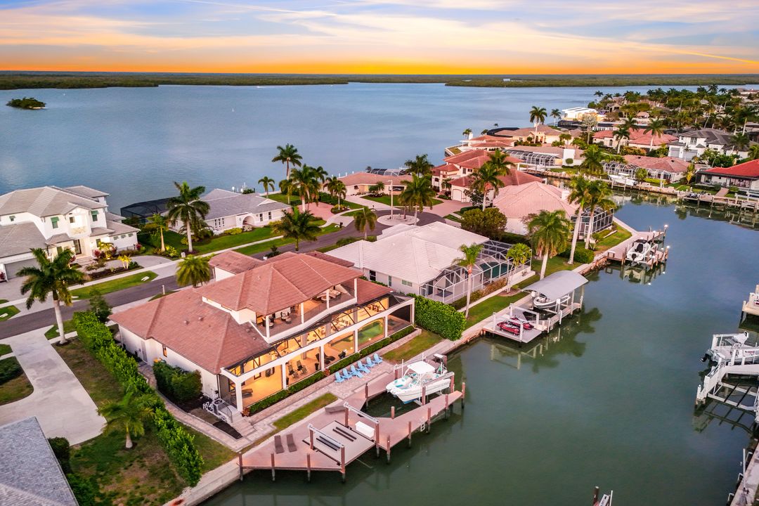 450 Pepperwood Ct, Marco Island, FL 34145