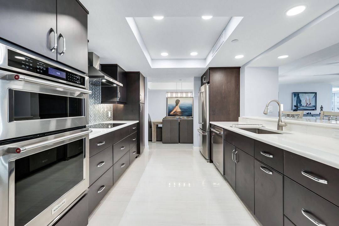 5601 Turtle Bay Dr #1802, Naples, FL 34108