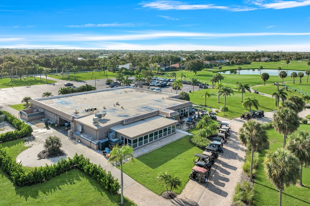 11899 King James Ct, Cape Coral, FL 33991