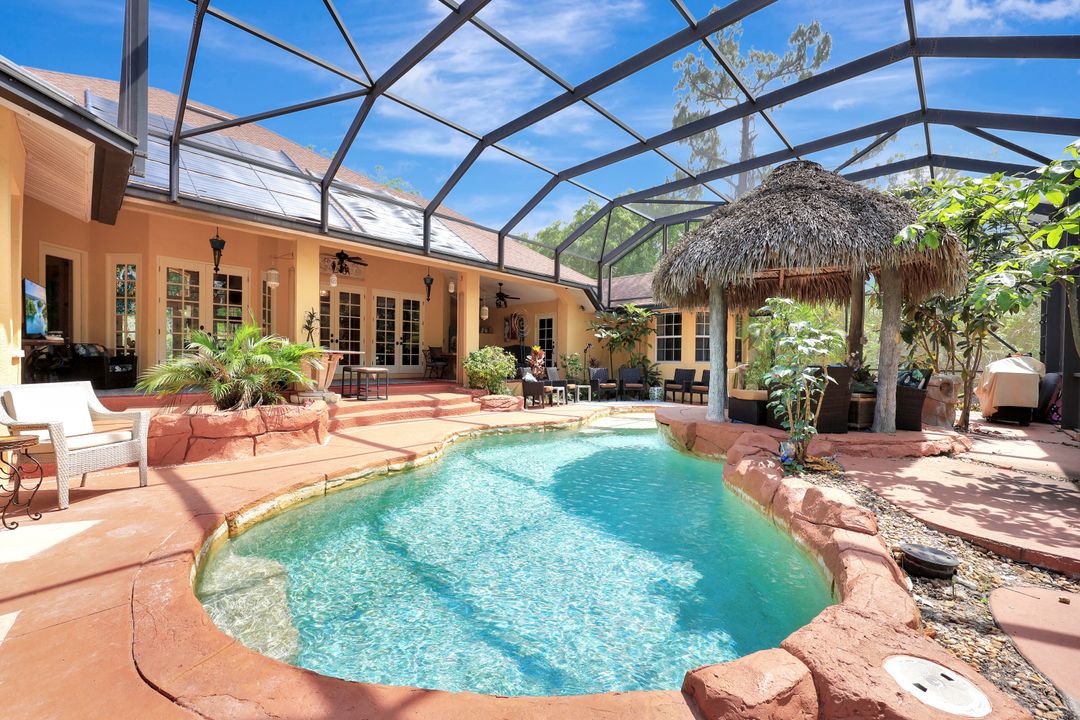 1904 Bethany Pl, Naples, FL 34109