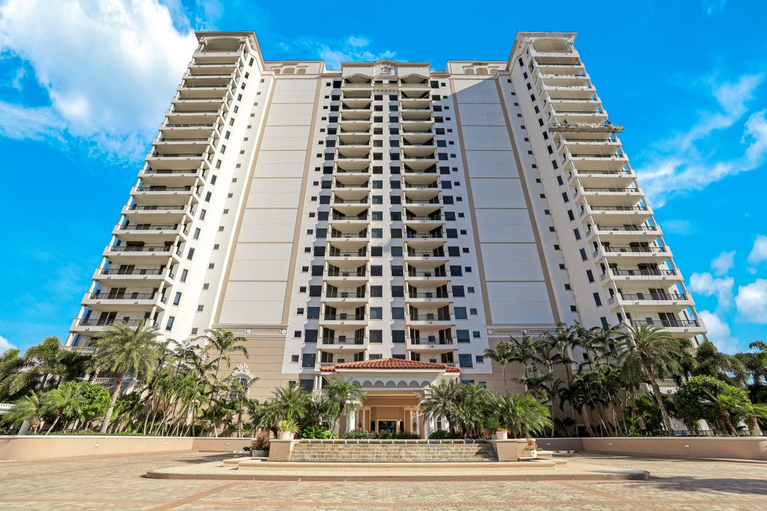 1060 Borghese Ln #1402, Naples, FL 34114