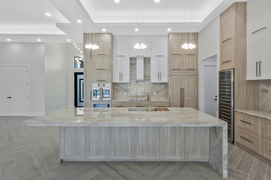 2826 SW 37th Terrace, Cape Coral, FL 33914