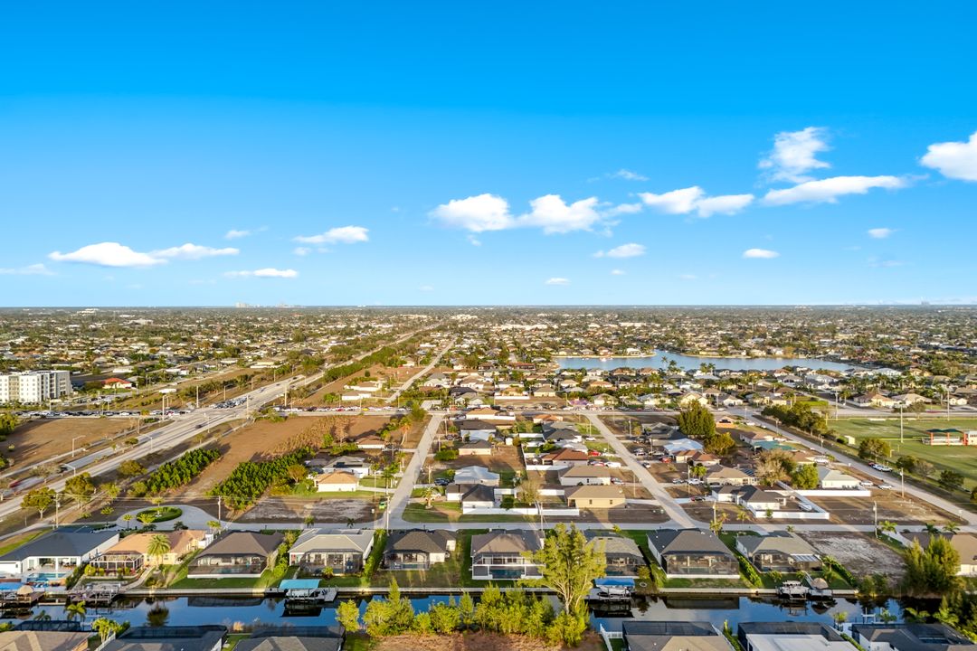 2514 SW 17th Ave, Cape Coral, FL 33914