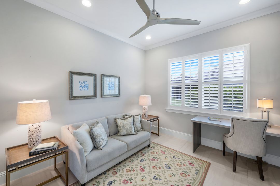 5798 Anegada Dr, Naples, FL 34113