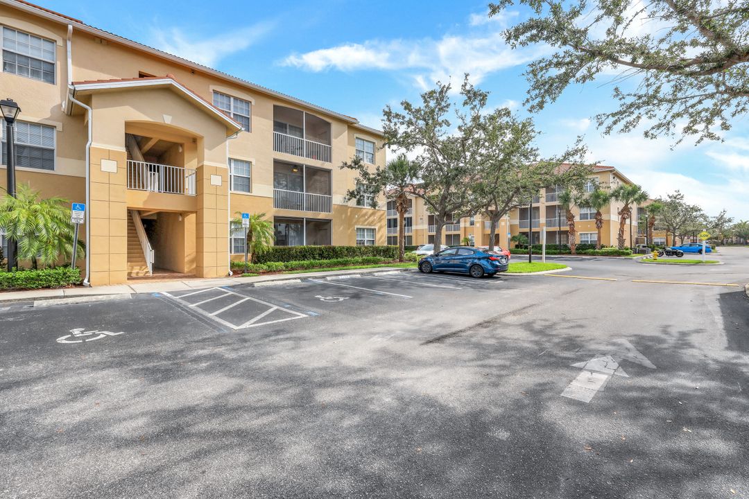 9035 Colby Dr #2315, Fort Myers, FL 33919