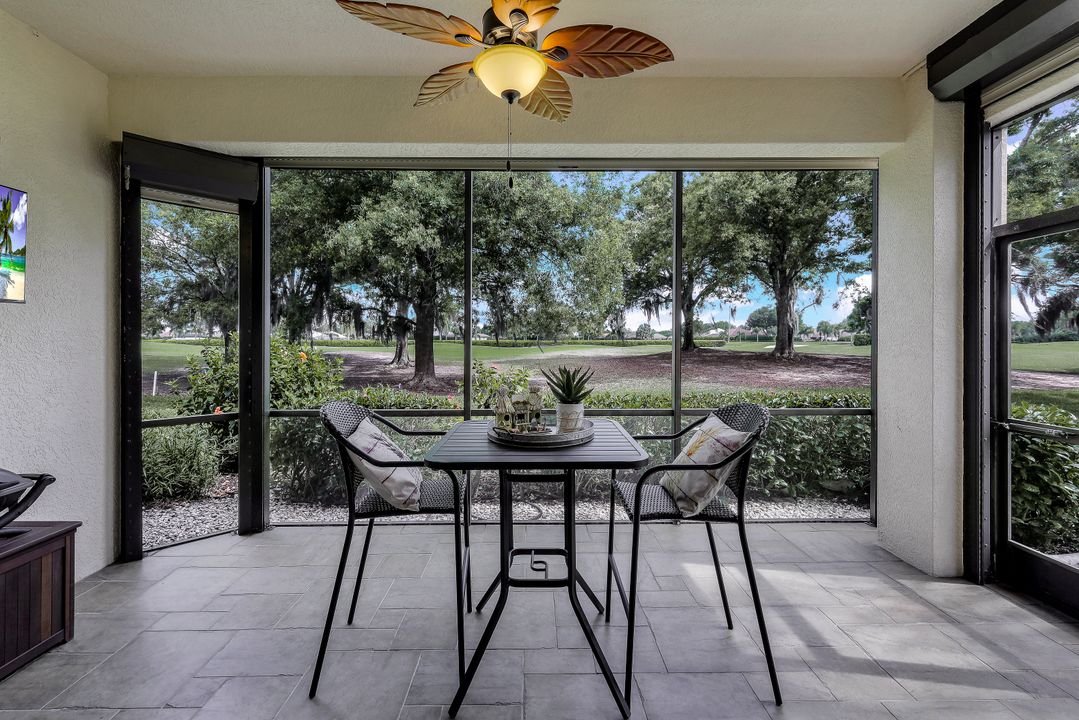 8649 Champions Point #1202, Naples, FL 34113