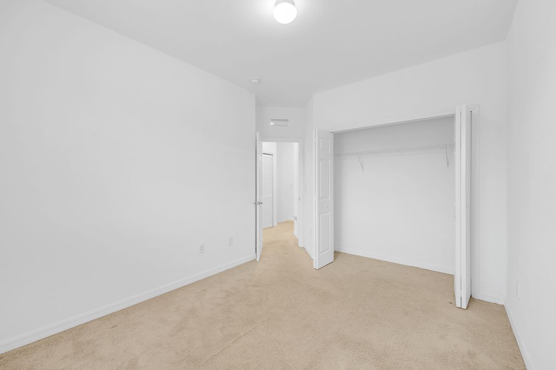 10171 Tin Maple Dr #95, Estero, FL 33928