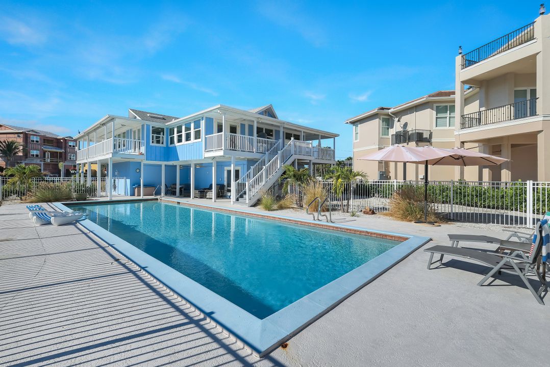 100 Tarpon Rd, Fort Myers Beach, FL 33931