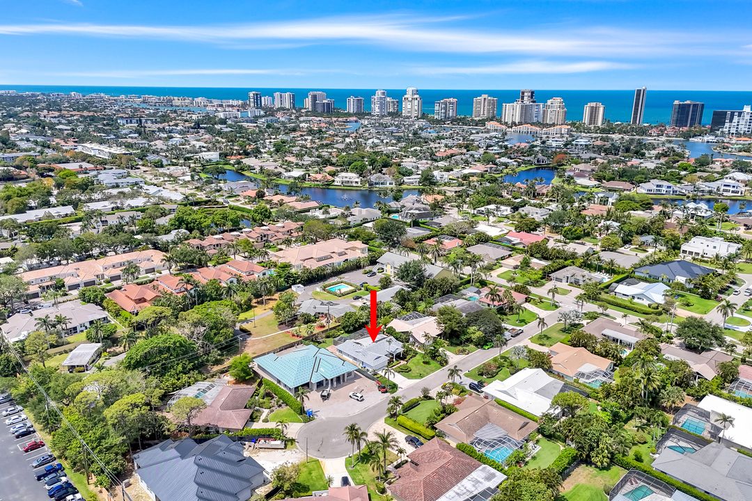 750 Southern Pines Dr, Naples, FL 34103