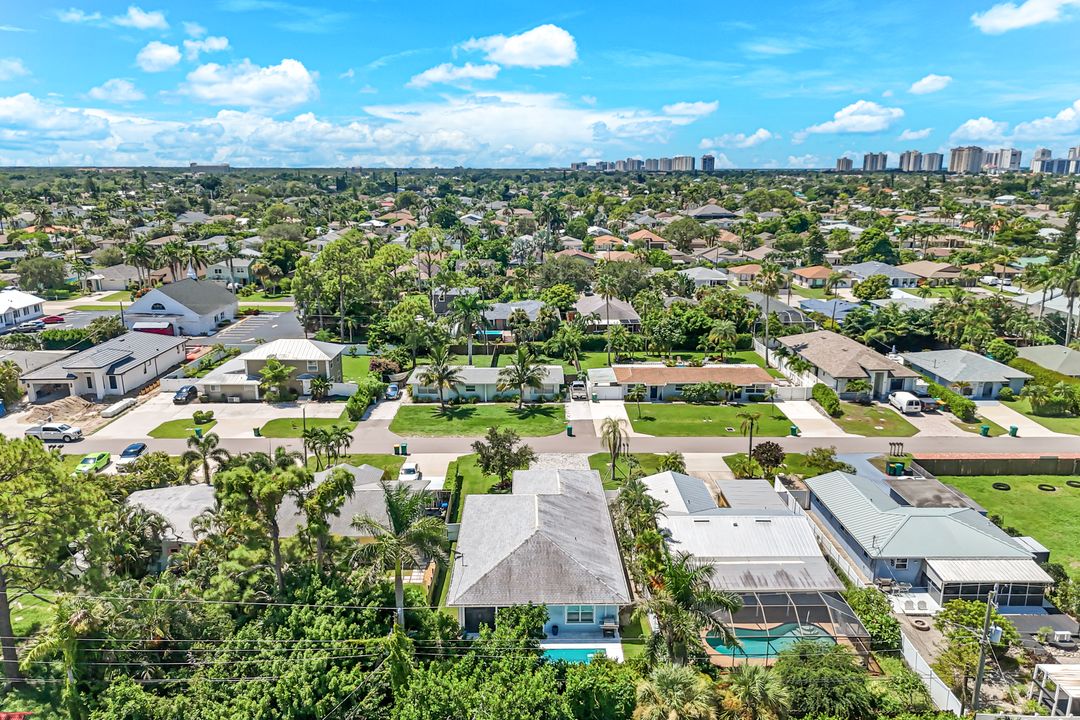 743 108th Ave N, Naples, FL 34108