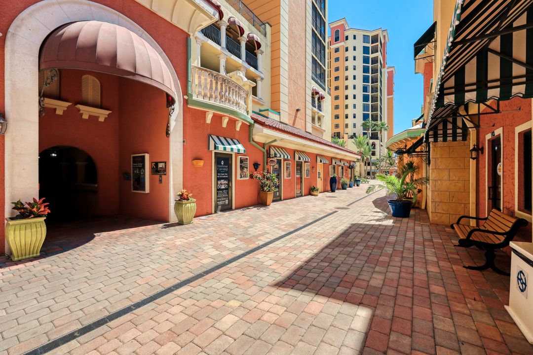 5793 Cape Harbour Dr #1214, Cape Coral, FL 33914