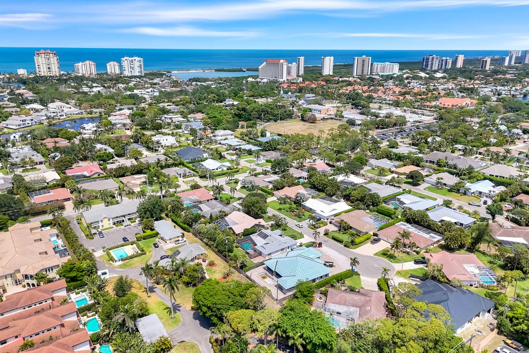 750 Southern Pines Dr, Naples, FL 34103