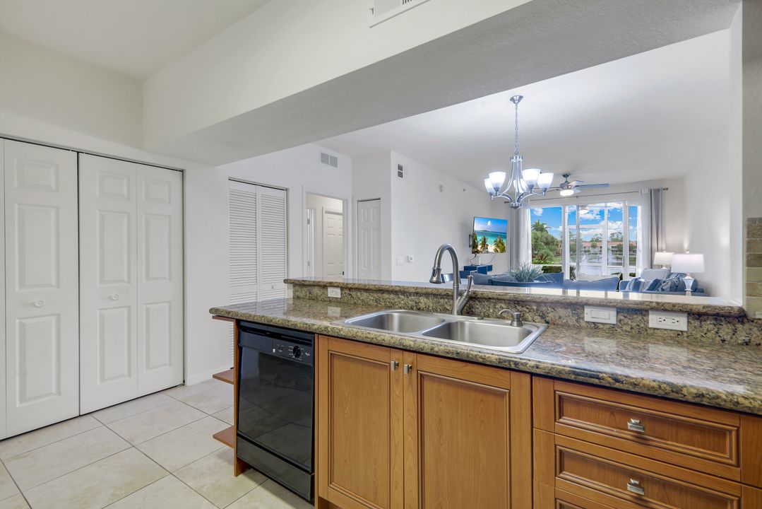 20221 Estero Gardens Cir #105, Estero, FL 33928