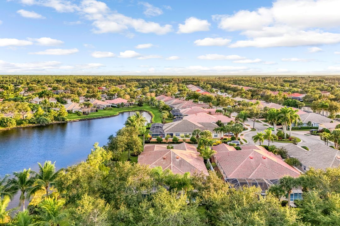 28832 Vermillion Ln, Bonita Springs, FL 34135