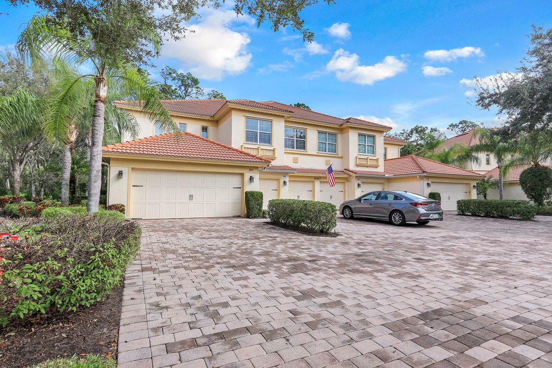 26467 Lucky Stone Rd  #201, Bonita Springs, FL 34135