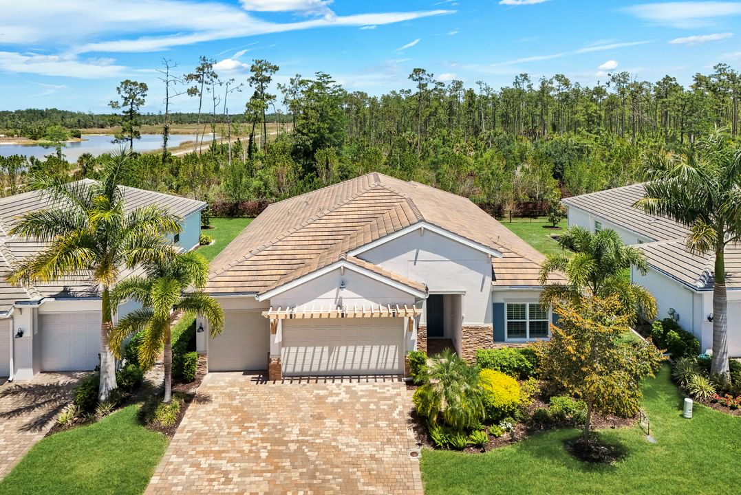28105 Captiva Shell Lp, Bonita Springs, FL 34135