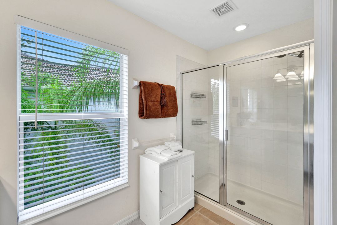15776 Marcello Cir, Naples, FL 34110